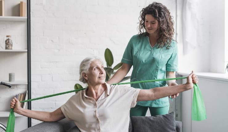 Physiotherapy for Seniors – A Vital Component in Addressing Bone and Muscle Concerns