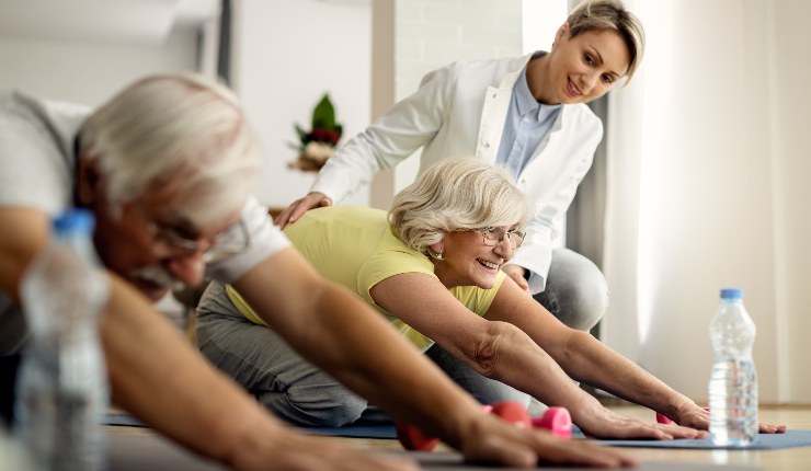Why Senior Homes with Physiotherapy Facilities are a Game-Changer for Elderly Care